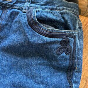 Lauren Jeans Co applied black braiding on blue jeans, 14